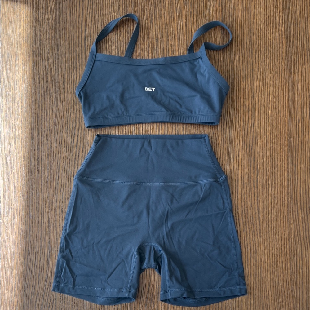 SET Active Sportbody Bra and Bike Short Set